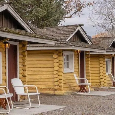 Ashton Log Cabins